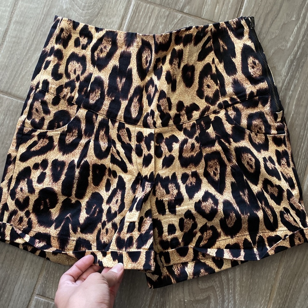 Leopard high waist retro Bettie page shorts
